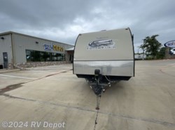 Used 2015 Coachmen Freedom Express 305RKDS available in Cleburne, Texas