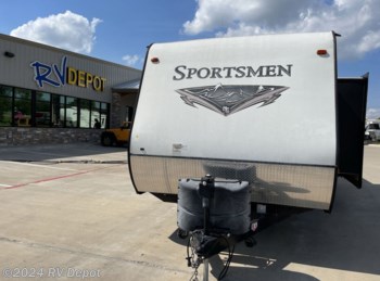 Used 2016 K-Z Sportsmen SHOW STOPP available in Cleburne, Texas