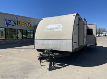 Used 2015 Coachmen Freedom Express 305R available in Cleburne, Texas