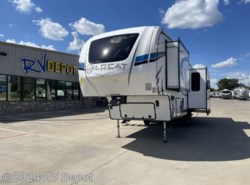 Used 2022 Forest River Wildcat 302BH available in Cleburne, Texas