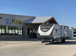 Used 2019 Forest River Wildcat 343BIK available in Cleburne, Texas