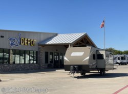 Used 2018 Keystone Coleman 2855BH available in Cleburne, Texas