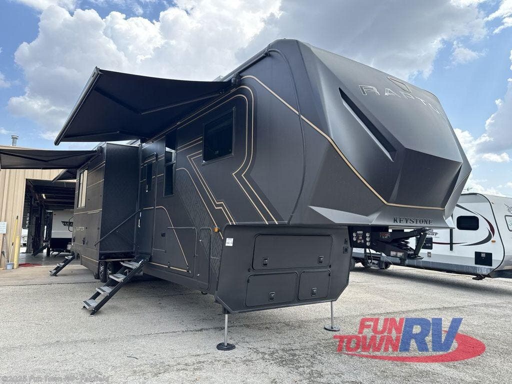 New 2026 Keystone Raptor 441 available in Fairfield, Texas