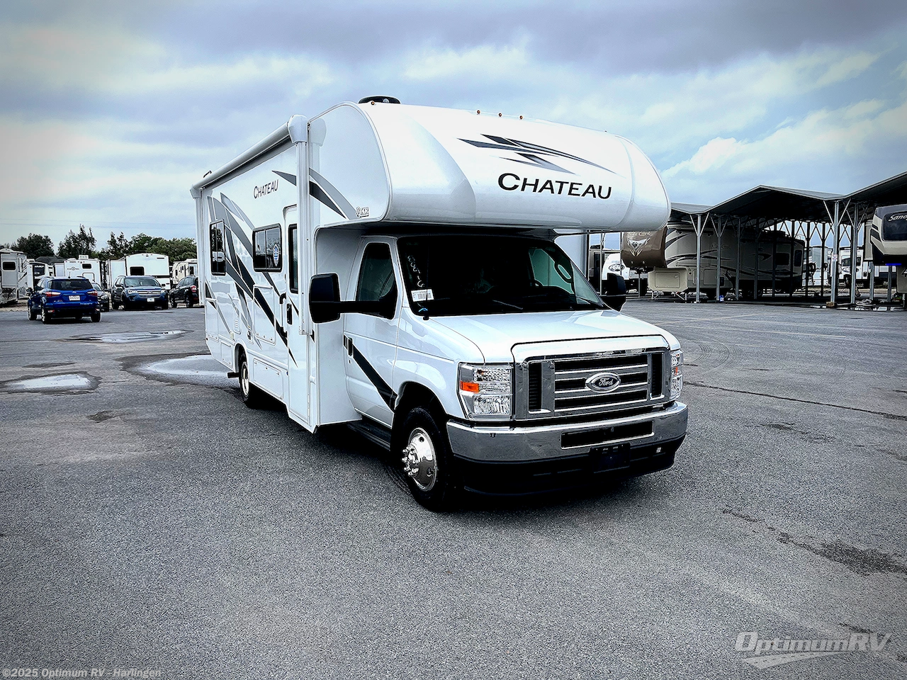 Used 2024 Thor  Chateau 25V available in La Feria, Texas