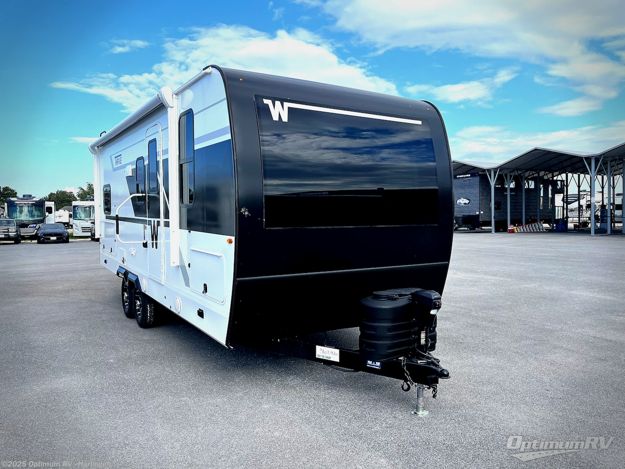 New 2026 Winnebago Thrive 22MBH available in La Feria, Texas