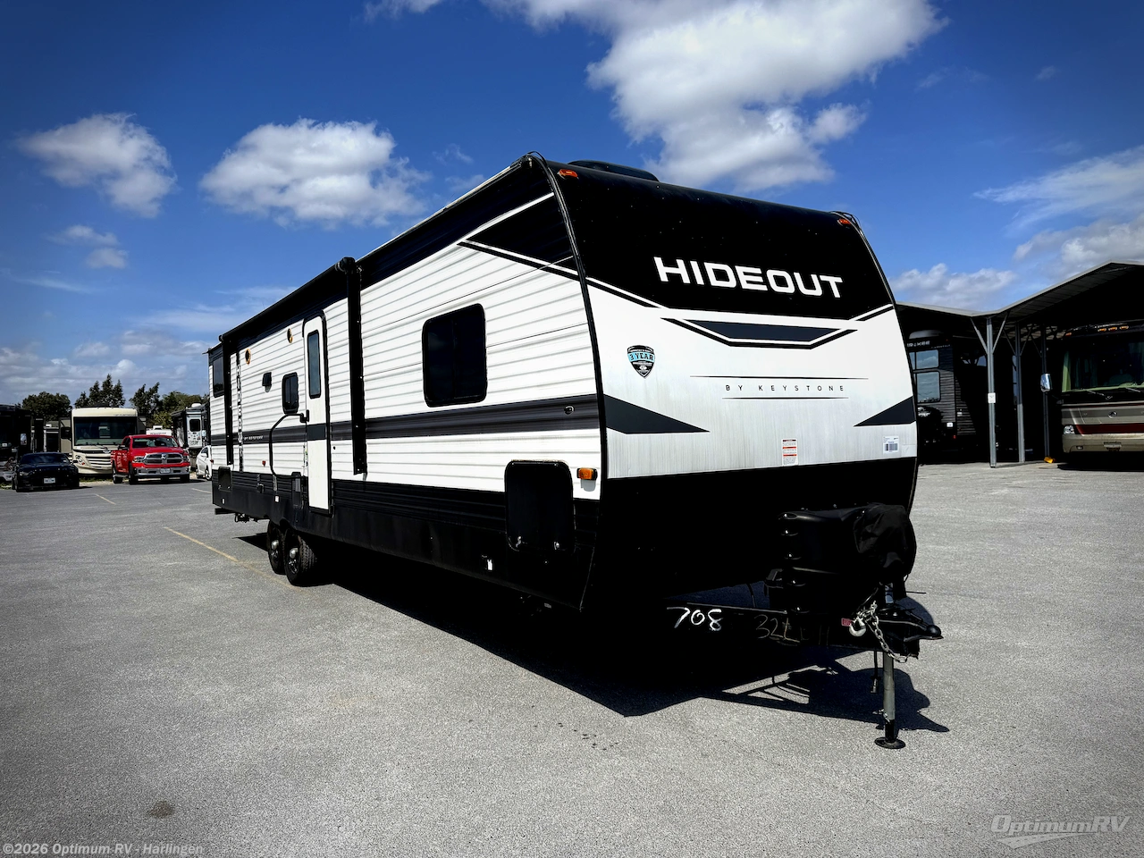 Used 2022 Keystone Hideout 32LBH available in La Feria, Texas