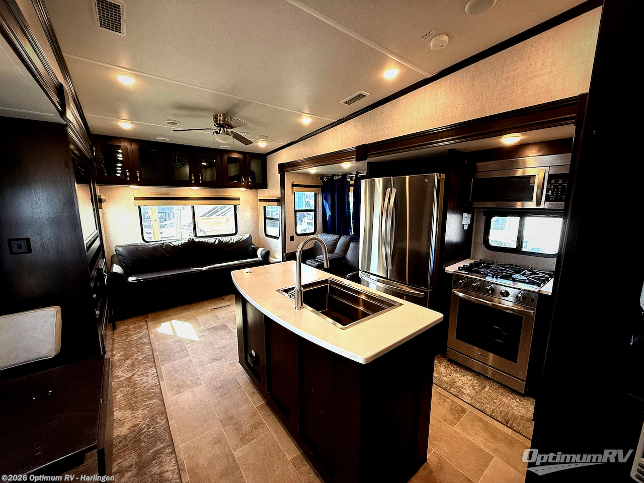 Used 2021 Palomino Columbus 378MBC available in La Feria, Texas