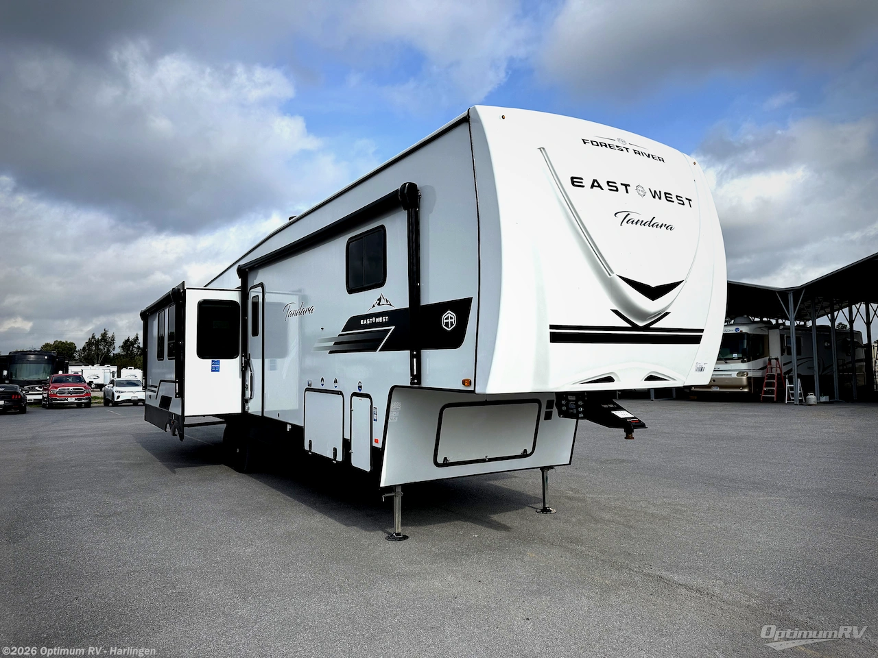 New 2026 East to West Tandara 388LR available in La Feria, Texas