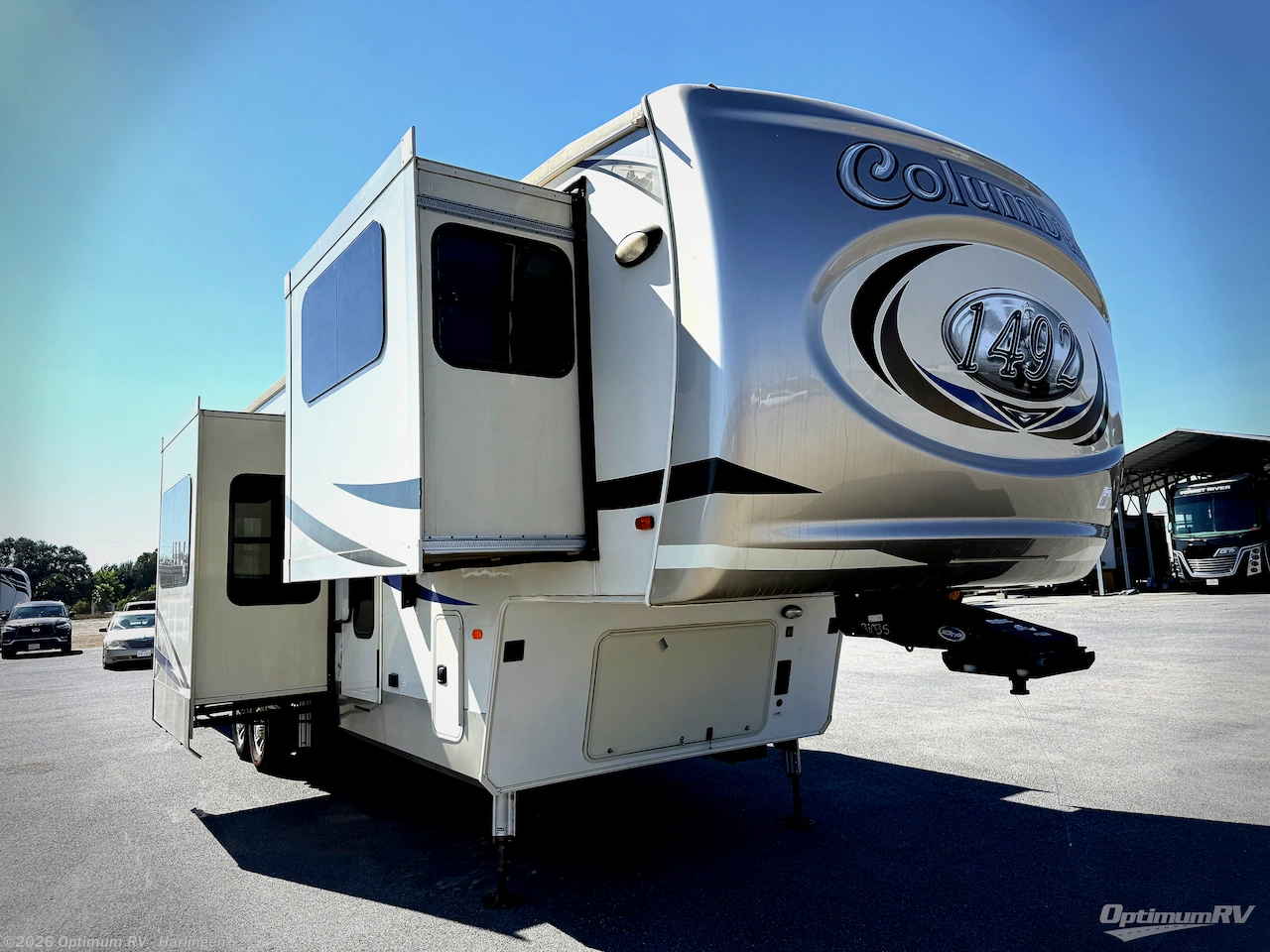 Used 2019 Palomino Columbus 1492 389FL available in La Feria, Texas
