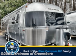 New 2024 Airstream Flying Cloud 30RB available in Colfax, North Carolina