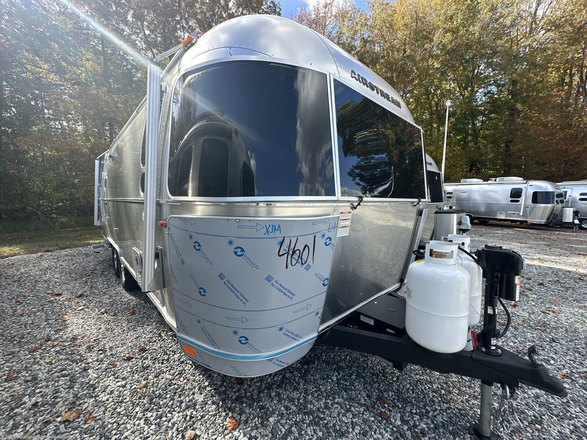 New 2025 Airstream International 25FB available in Colfax, North Carolina