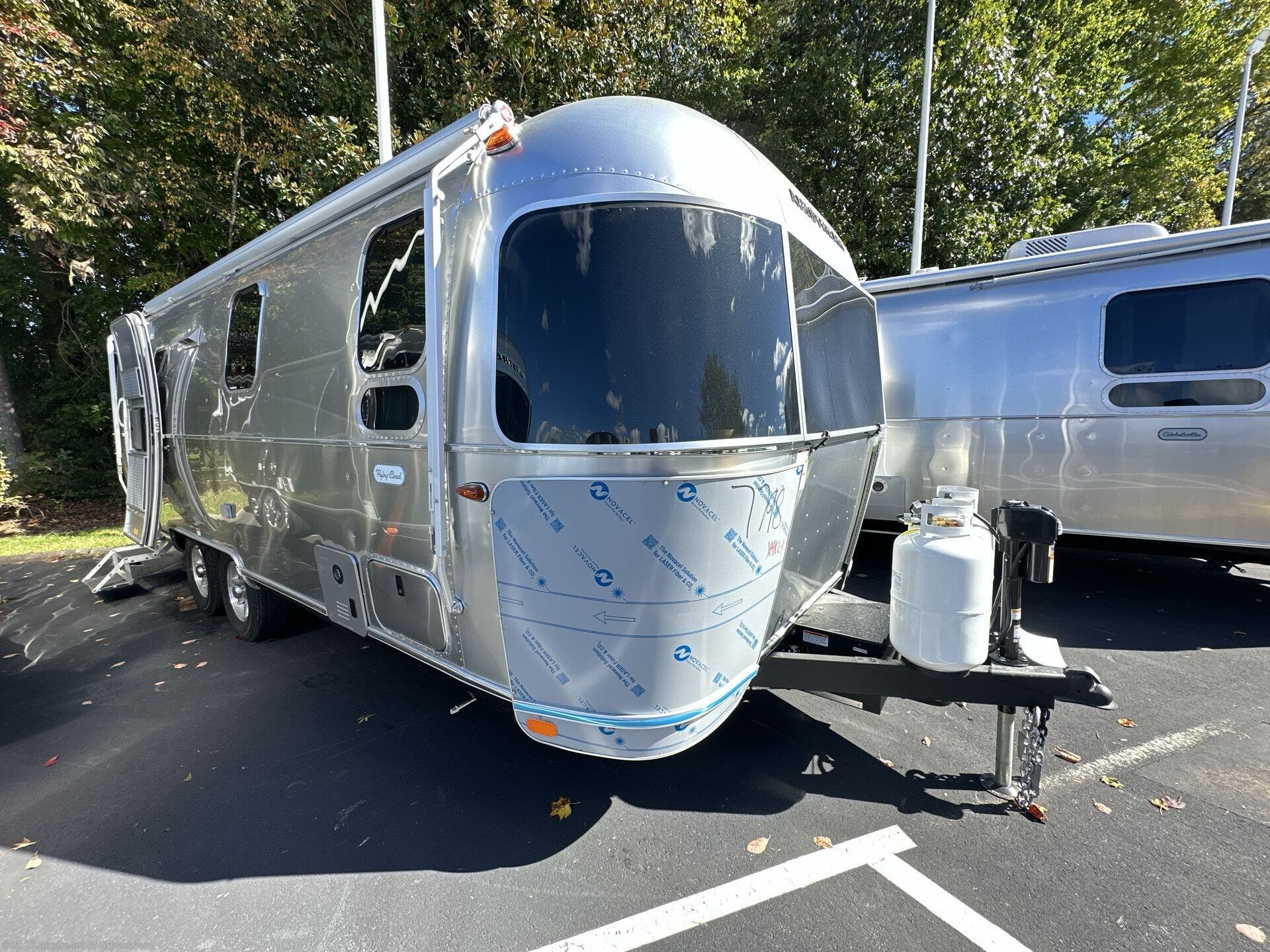 New 2026 Airstream Flying Cloud 25FB available in Colfax, North Carolina