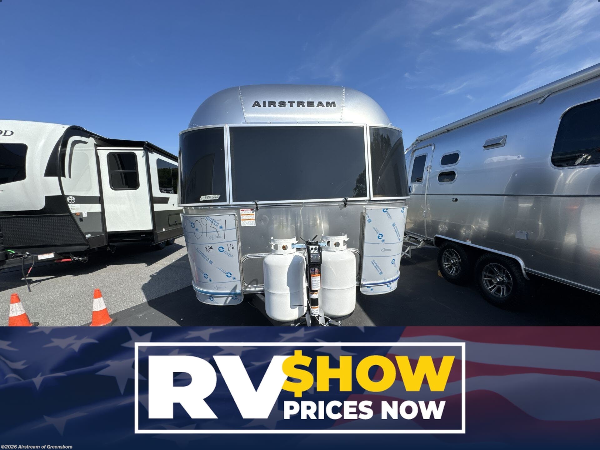 New 2027 Airstream Flying Cloud 23FB Twin available in Colfax, North Carolina