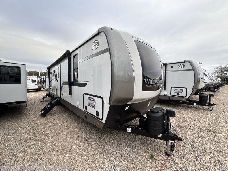 New 2025 Forest River Salem Hemisphere 314BUD available in North Branch, Michigan