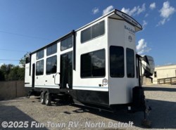 New 2025 Forest River Salem Grand Villa 44VIEW available in North Branch, Michigan