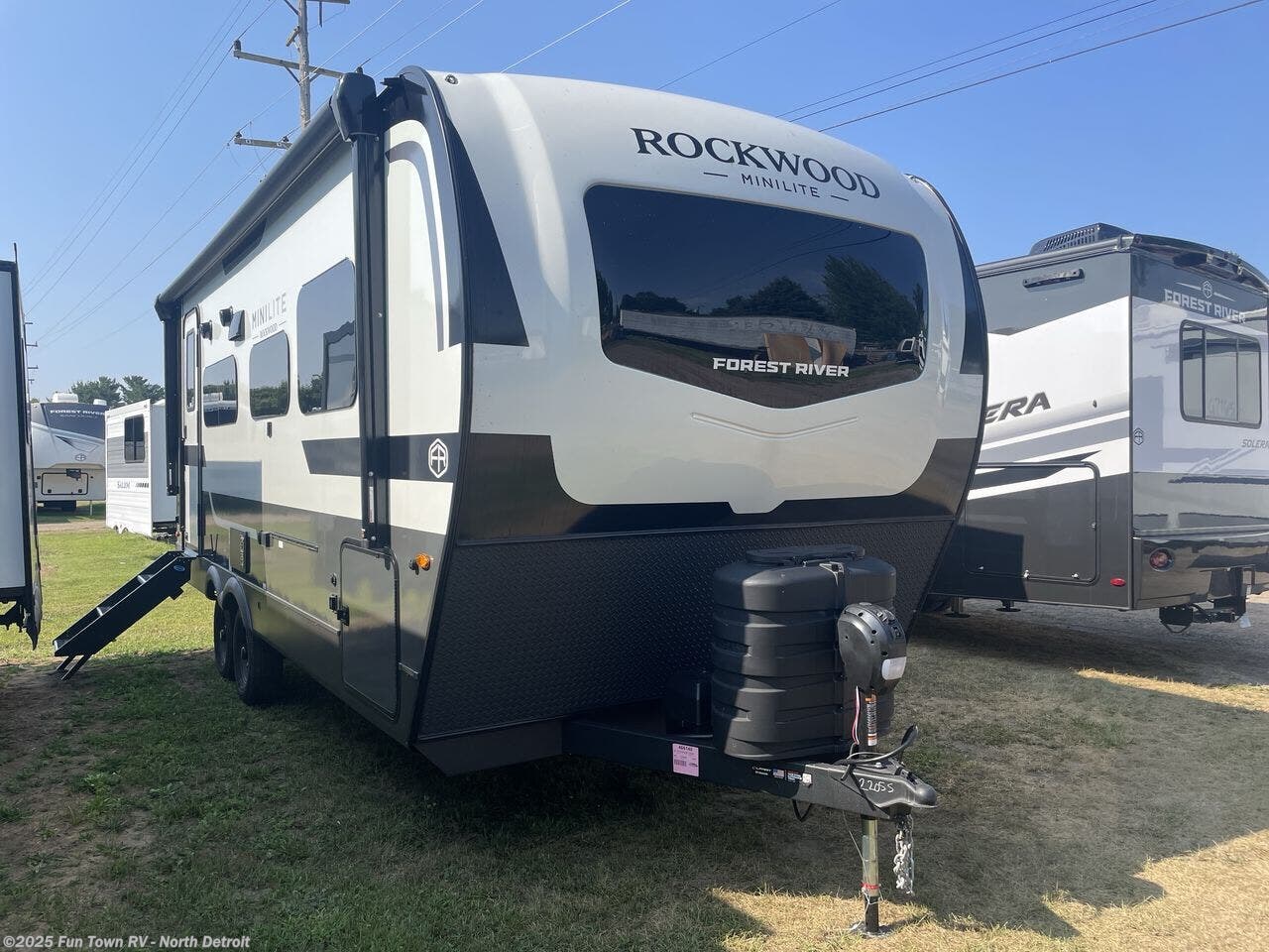 New 2026 Forest River Rockwood Mini Lite 2205S available in North Branch, Michigan