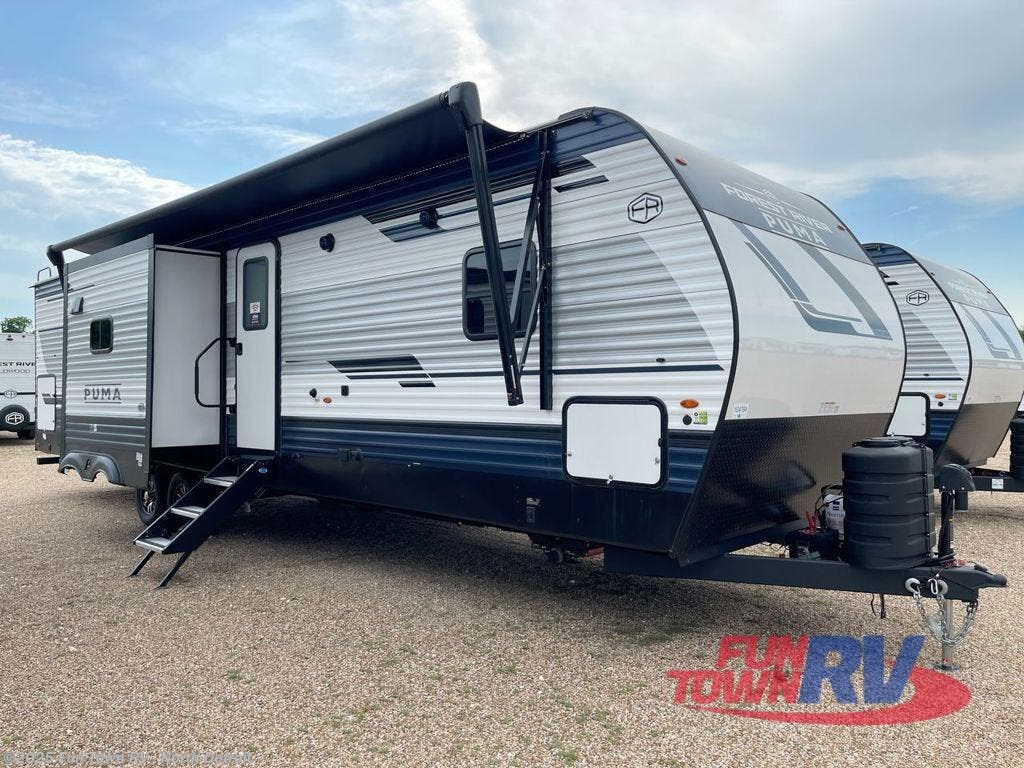 New 2025 Palomino Puma 32BH2B available in North Branch, Michigan