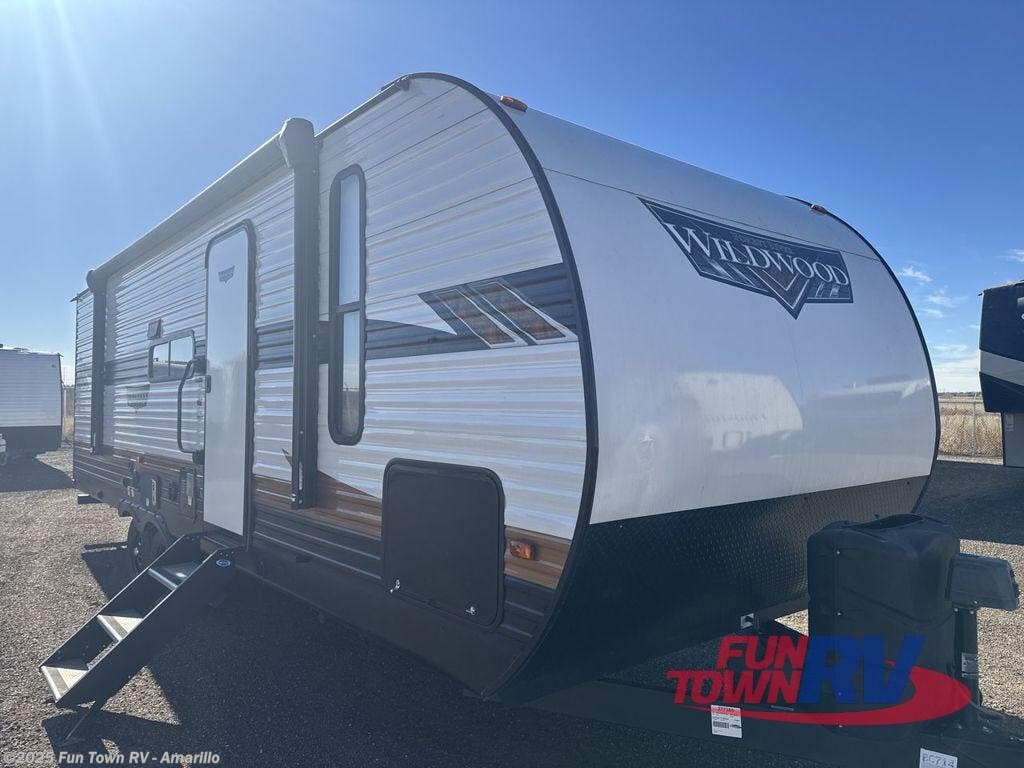 Used 2023 Forest River Wildwood 28DBUD available in Amarillo, Texas