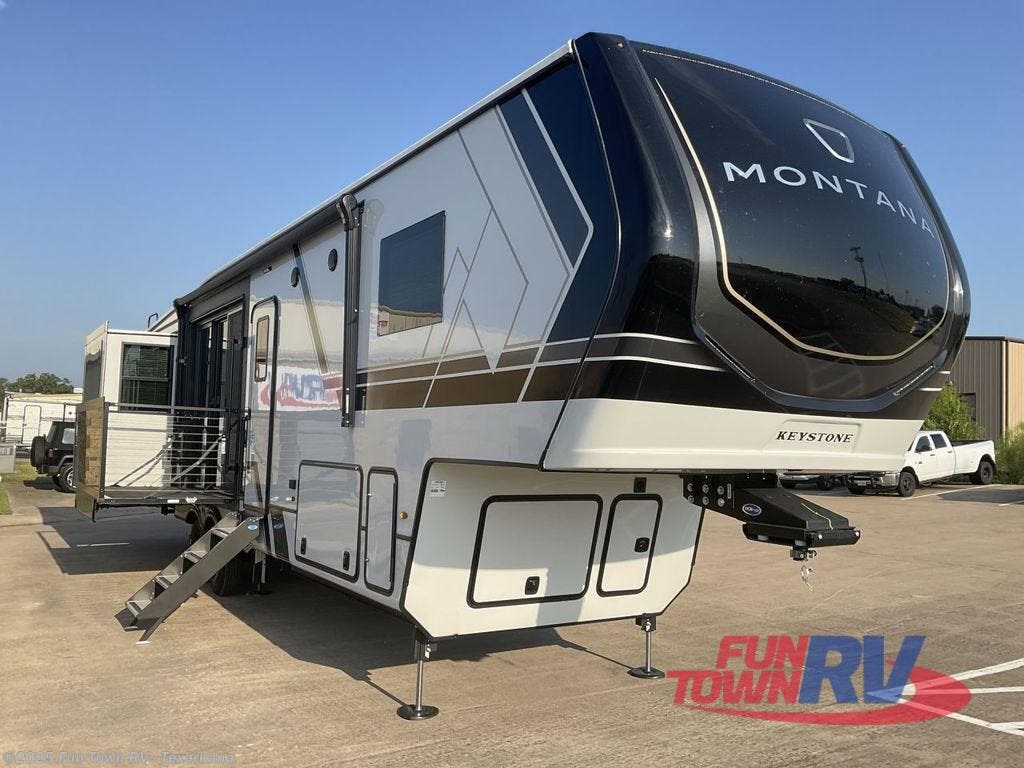 New 2026 Keystone Montana 3532SP available in Texarkana, Arkansas