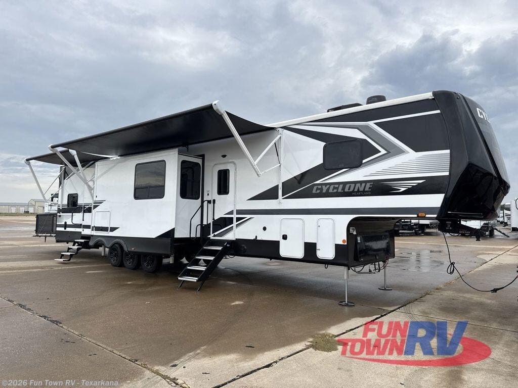 New 2026 Heartland Cyclone 3913 available in Texarkana, Arkansas