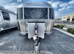 New 2024 Airstream Flying Cloud 28RB available in San Diego, California