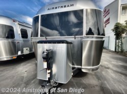 New 2024 Airstream Flying Cloud 25FB available in San Diego, California