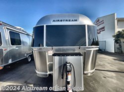 New 2024 Airstream Flying Cloud 23FB Twin available in San Diego, California