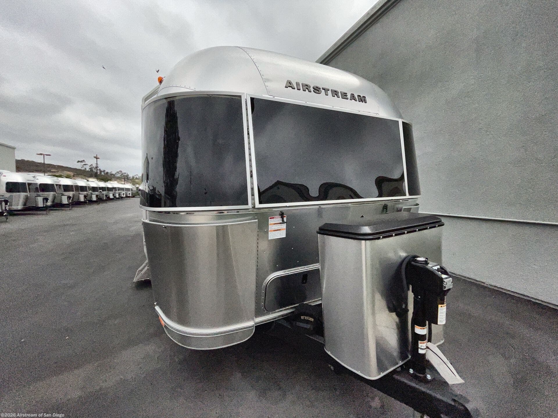 New 2025 Airstream Flying Cloud 30FB Bunk available in San Diego, California