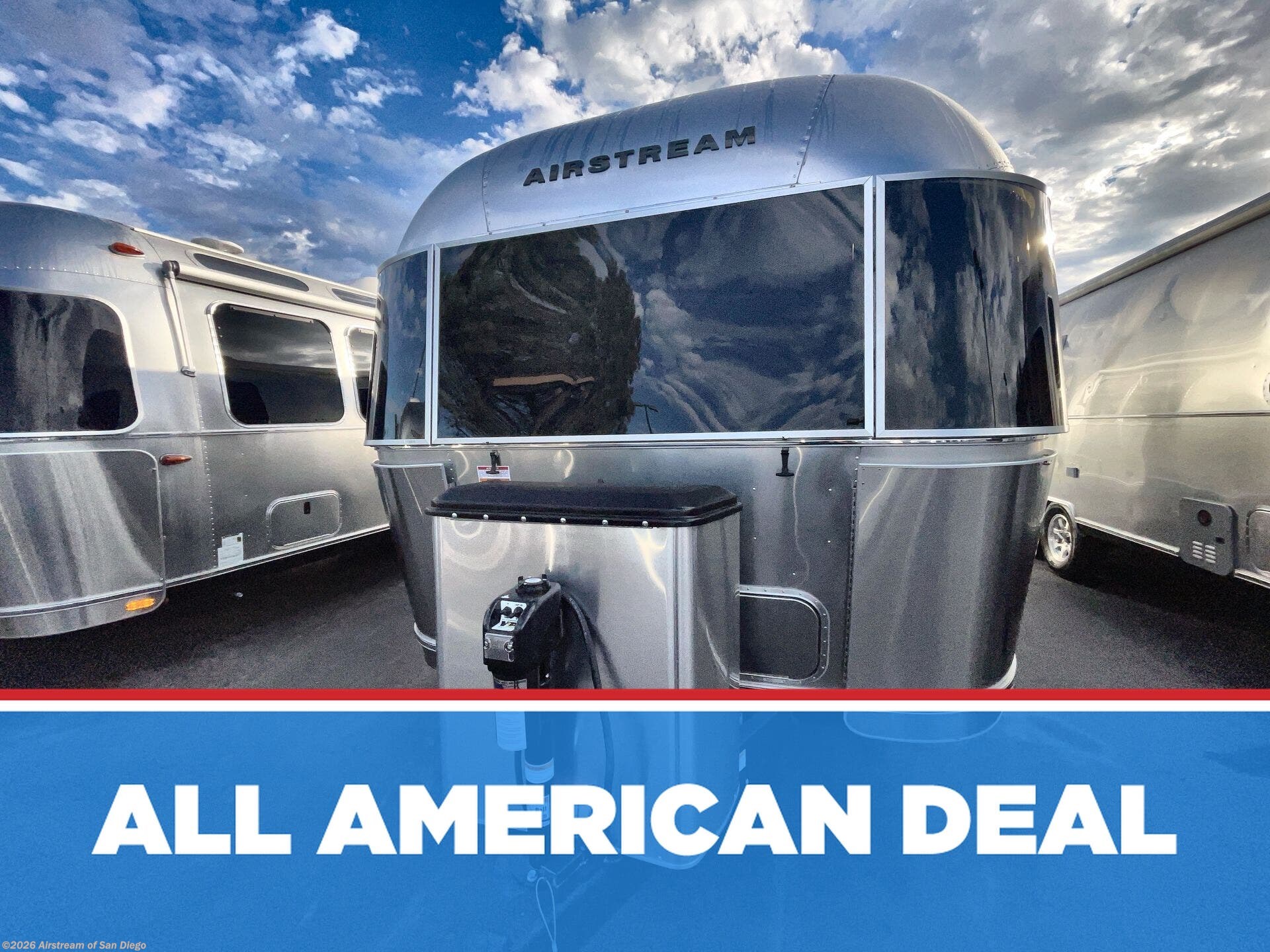 New 2026 Airstream International 27FB available in San Diego, California