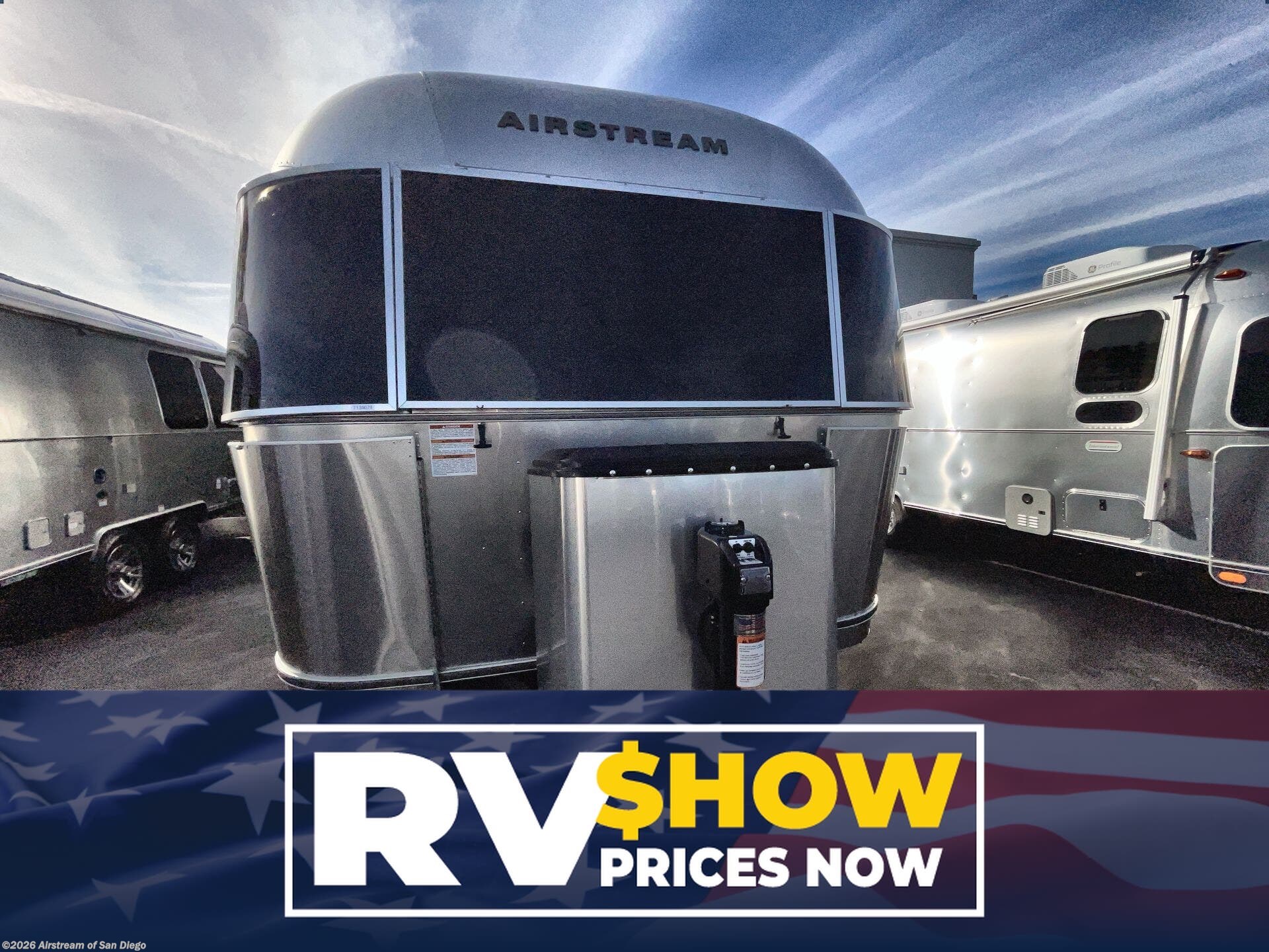 New 2026 Airstream Trade Wind 25FB available in San Diego, California