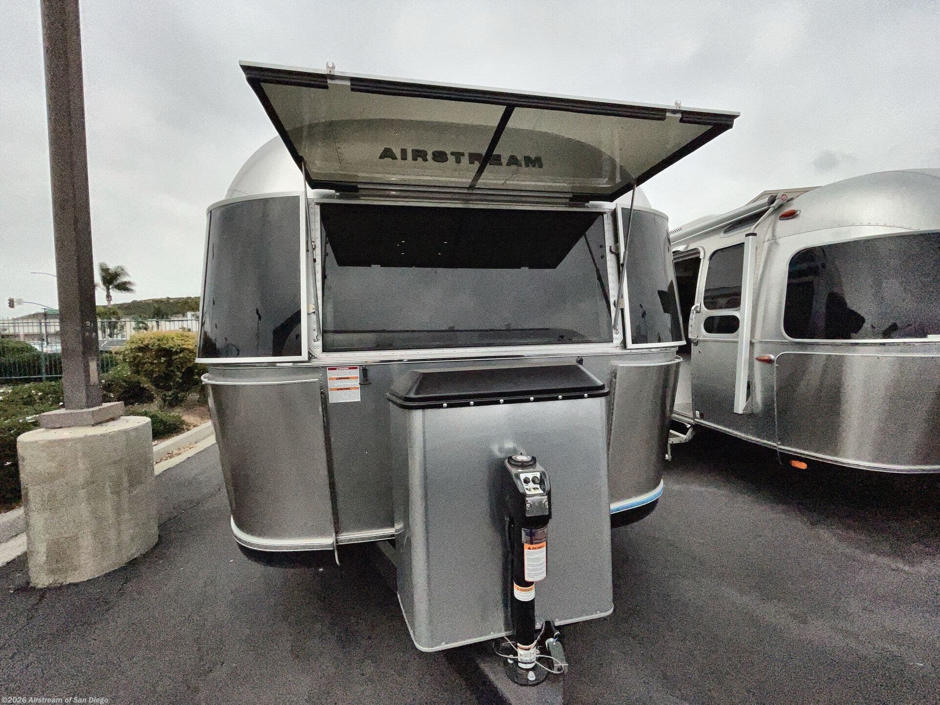 New 2026 Airstream Classic 30RB Twin available in San Diego, California