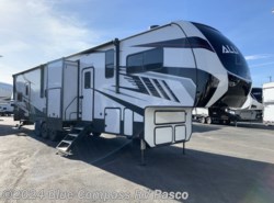 New 2023 Alliance RV Valor 40V13 available in Pasco, Washington