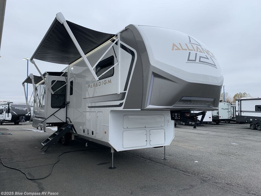New 2026 Alliance RV Paradigm 310RL available in Pasco, Washington