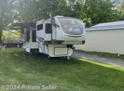 Used 2021 Alliance RV Paradigm 385FL available in Oneonta, New York