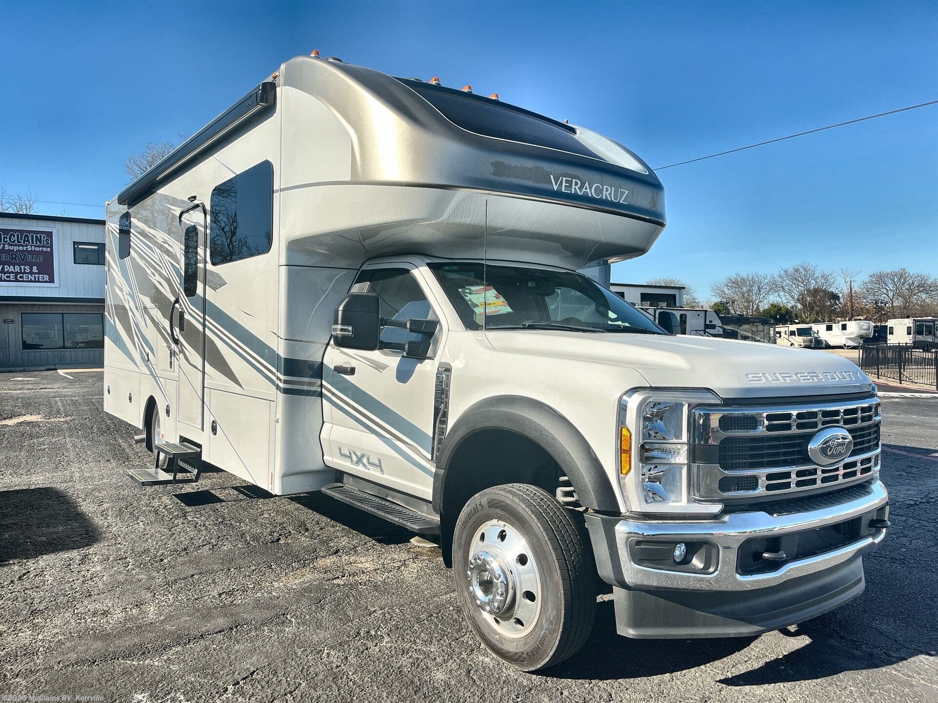 New 2025 Renegade  VERACRUZ 32VDS available in Kerrville, Texas