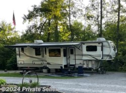 Used 2022 Keystone Montana 3761FL available in Kernersville, North Carolina