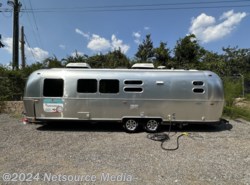 Used 2016 Airstream Flying Cloud 30FB Bunk available in Greenville, South Carolina