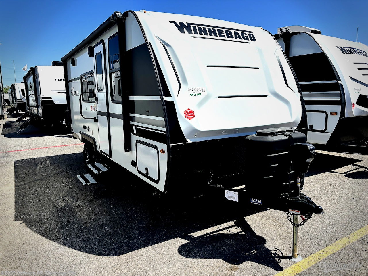 New 2025 Winnebago Micro Minnie 2108FBS available in Moore, Oklahoma
