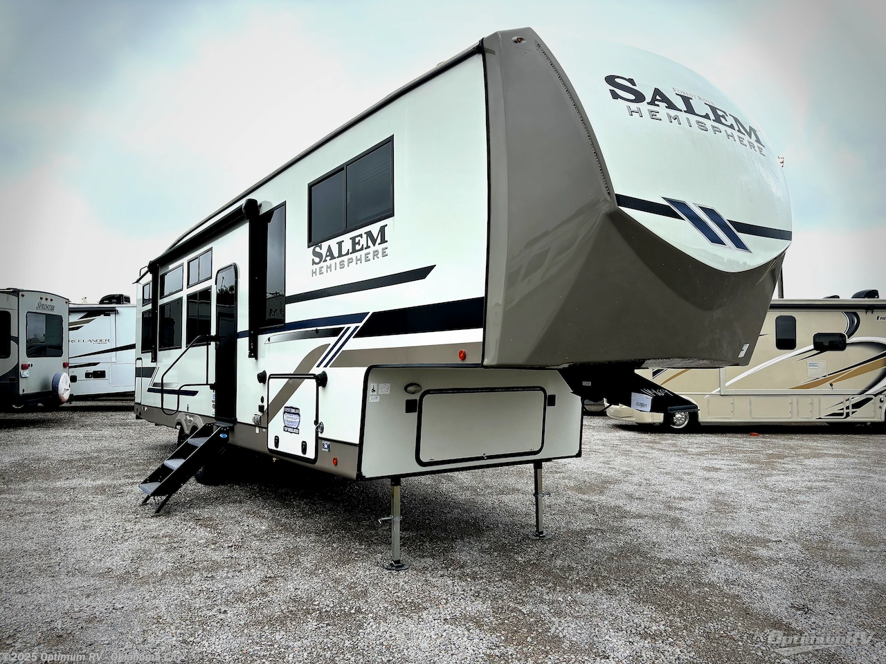 Used 2024 Forest River Salem Hemisphere 320VIEW available in Moore, Oklahoma