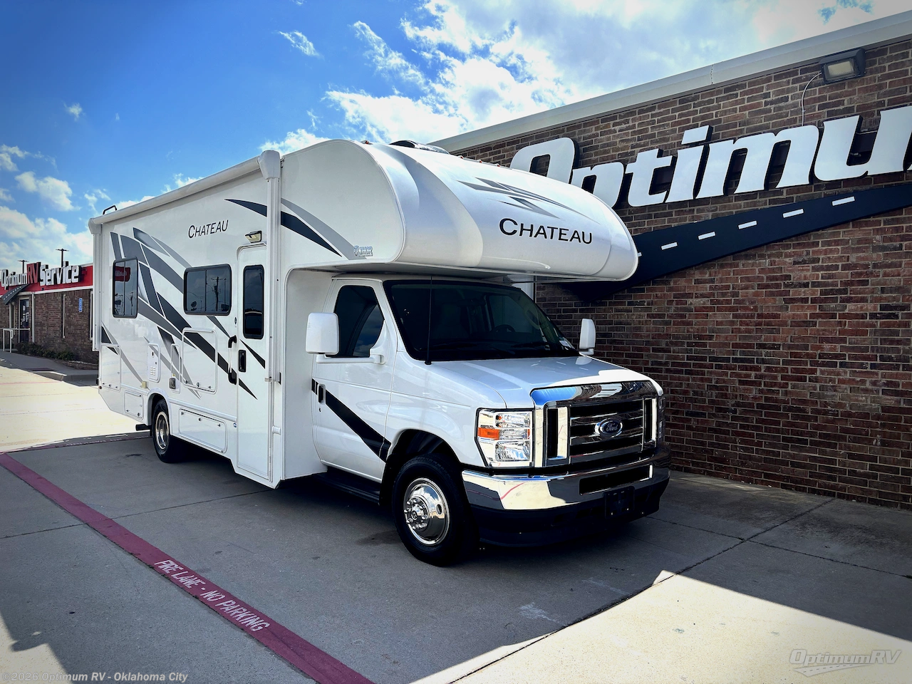 Used 2024 Thor  Chateau 25V available in Moore, Oklahoma