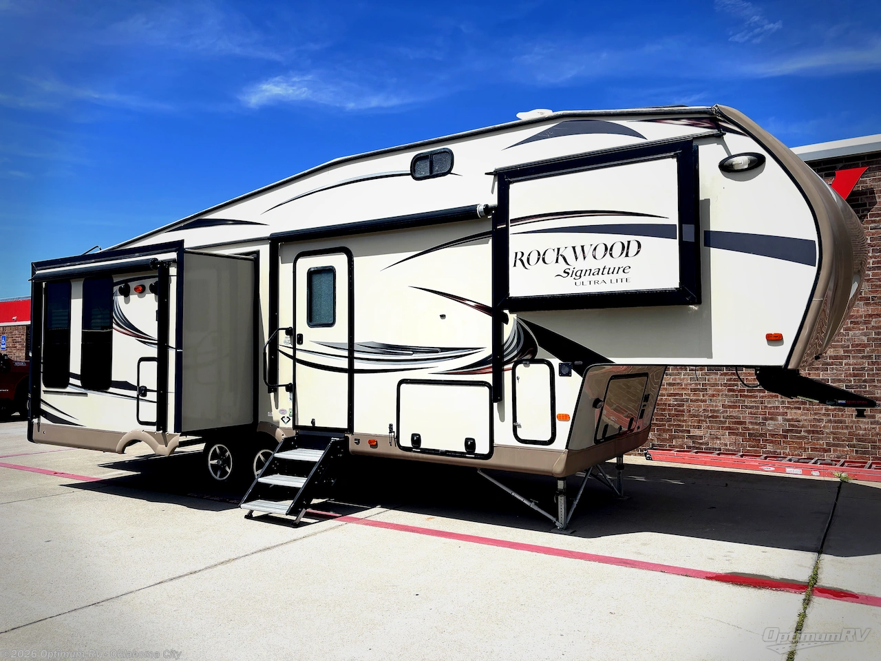 Used 2015 Forest River Rockwood Signature Ultra Lite 8289WS available in Moore, Oklahoma