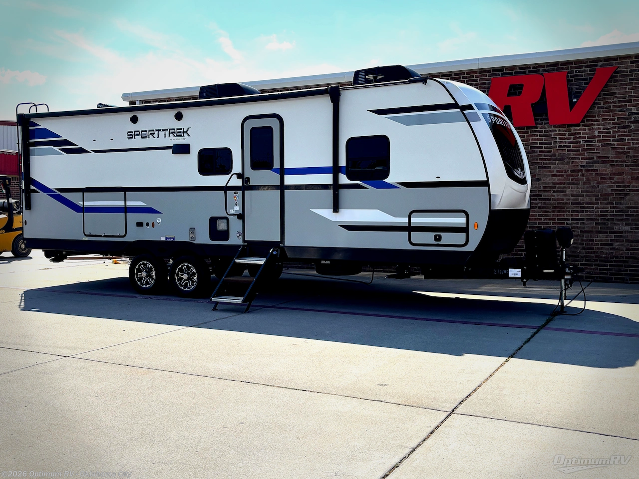 Used 2022 Venture RV SportTrek ST271VMB available in Moore, Oklahoma