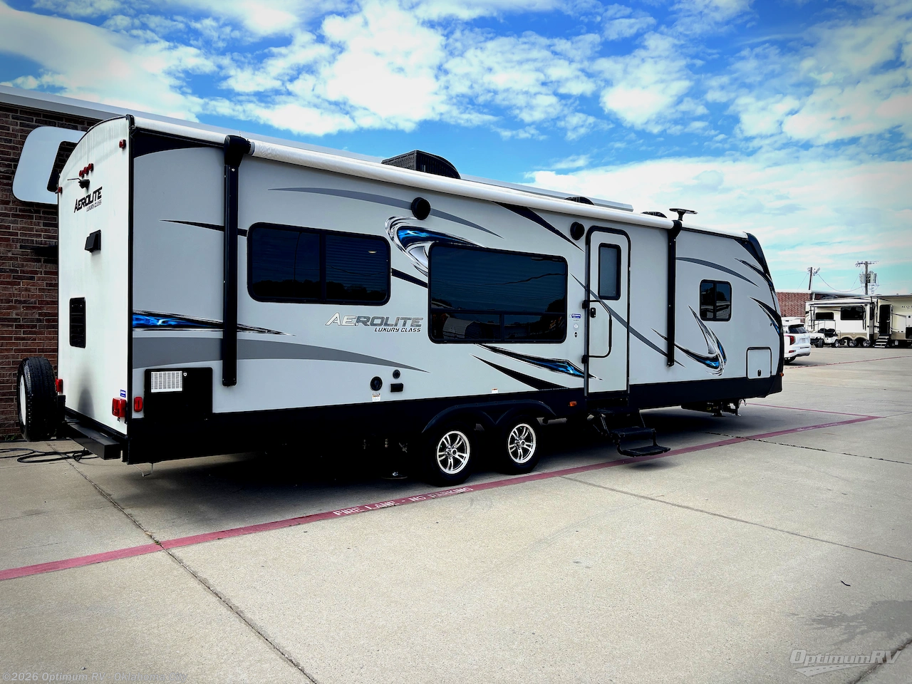 Used 2017  Dutchmen Aerolite Luxury Class 294RKSS by Dutchmen from Optimum RV - Oklahoma City in Moore, OK