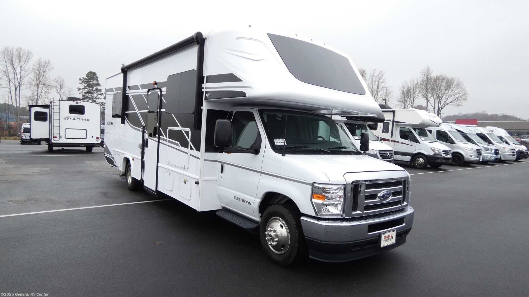 Used 2025 Fleetwood Altitude 29F available in Salisbury, North Carolina
