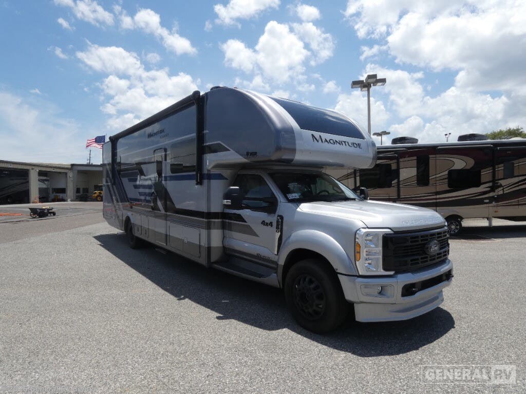 New 2026 Thor Motor Coach Magnitude R36 available in Salisbury, North Carolina