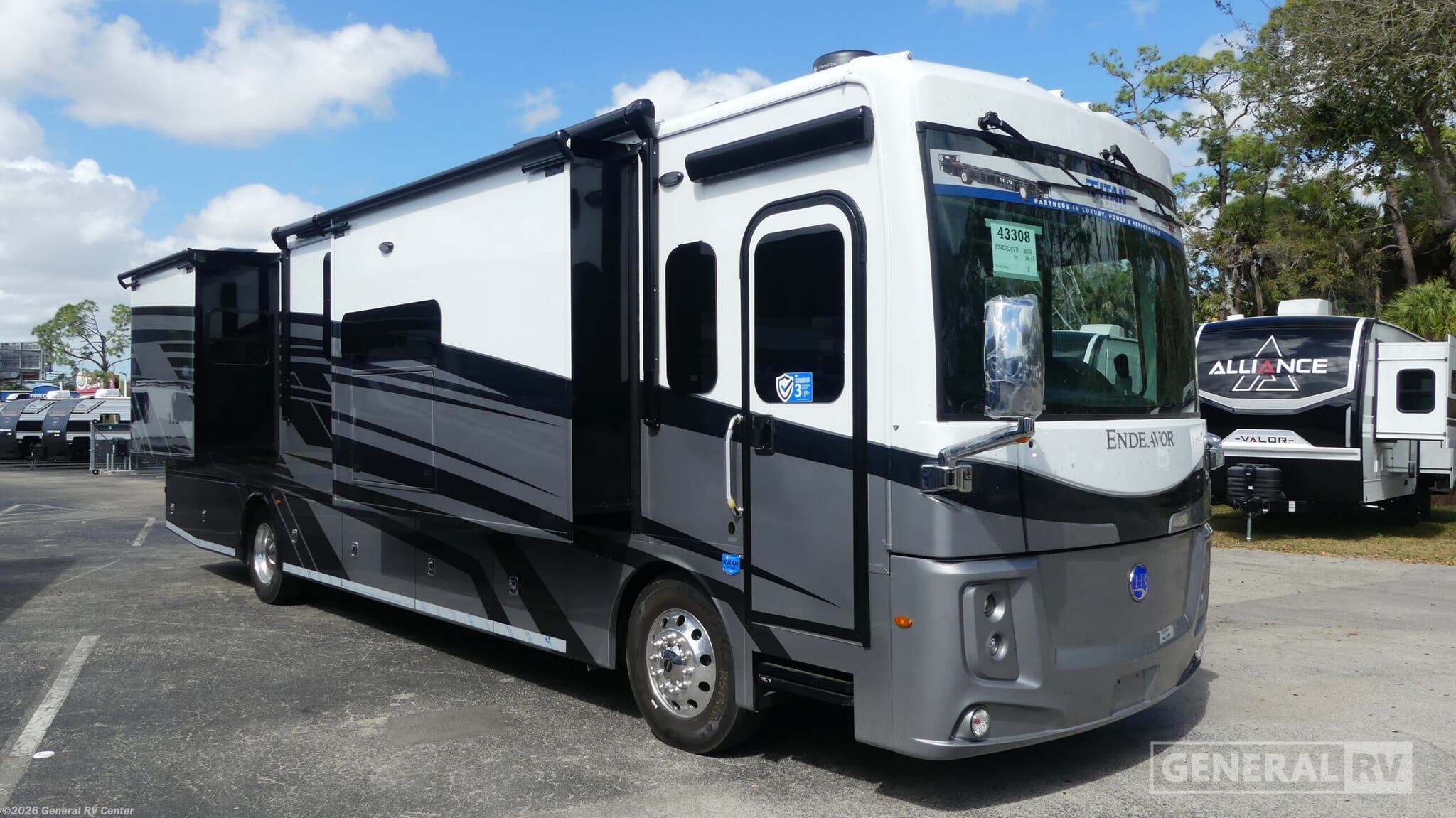 New 2026 Holiday Rambler Endeavor 38N available in Salisbury, North Carolina