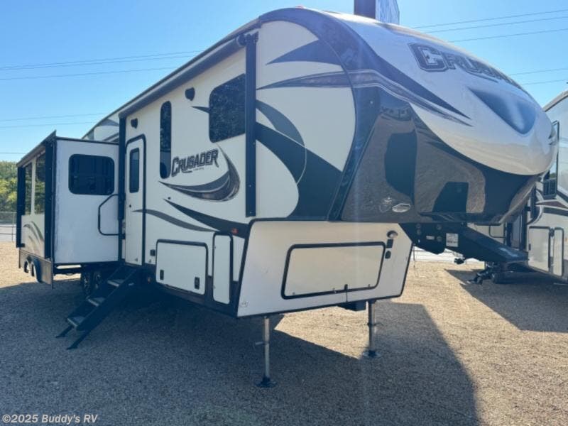 Used 2018 Prime Time Crusader 337QBH available in Cleburne, Texas