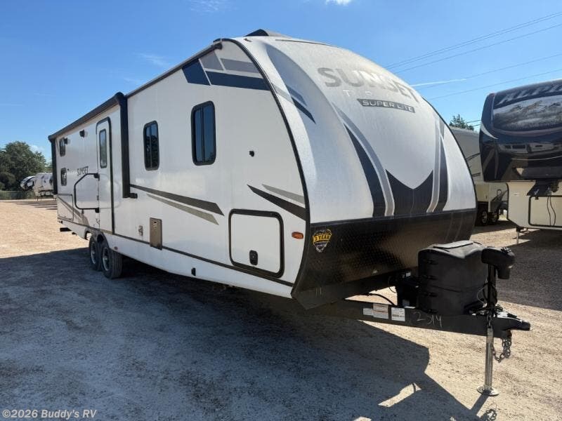 Used 2022 CrossRoads Sunset Trail SS299QB available in Cleburne, Texas