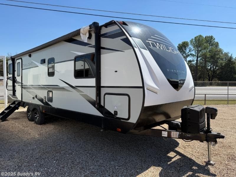 Used 2021 Cruiser RV Twilight Signature TWS 2620 available in Cleburne, Texas