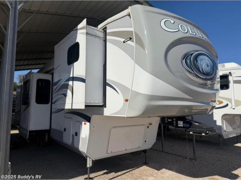 Used 2020 Palomino Columbus Compass 387FKC available in Cleburne, Texas